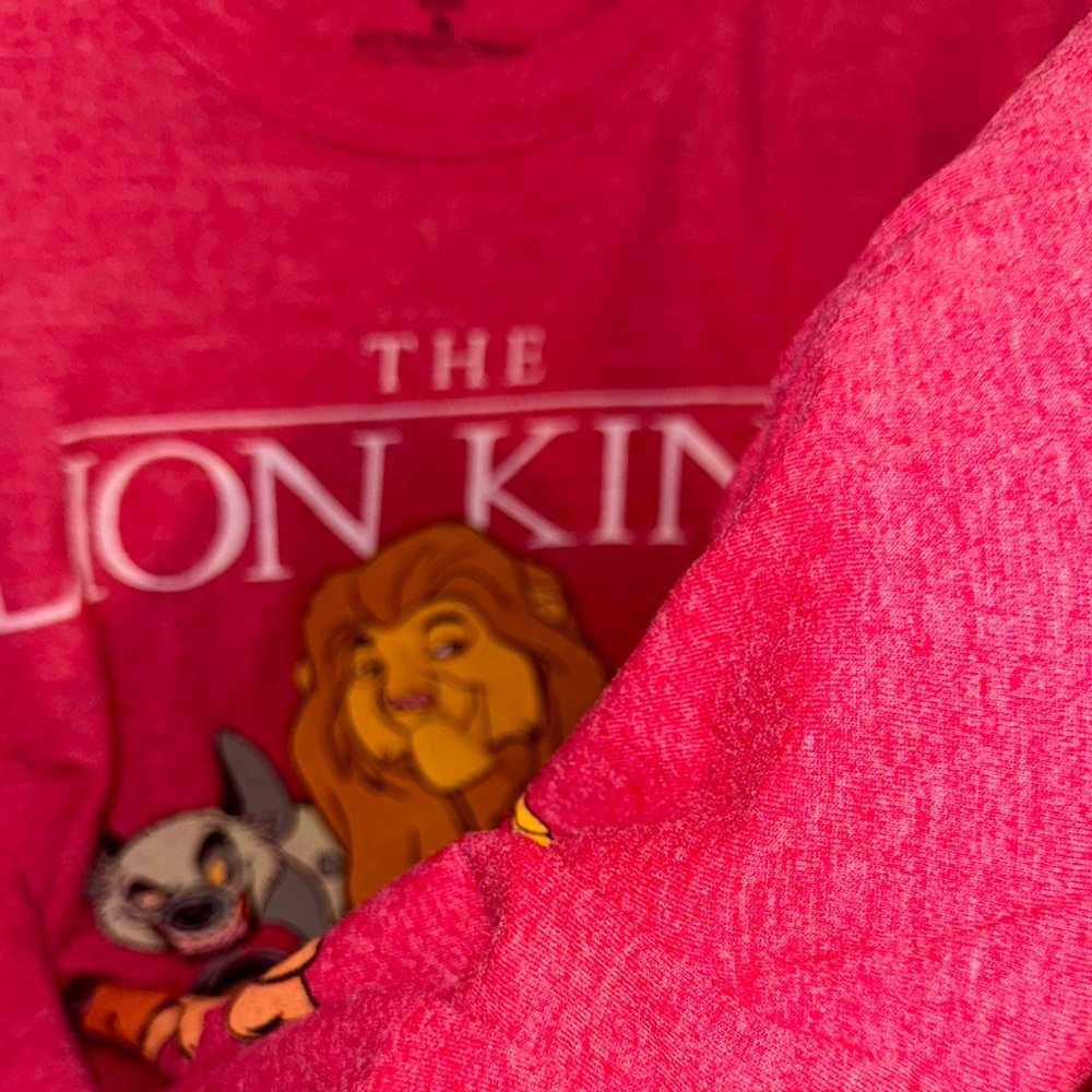 The Lion King - Red Graphic T-Shirt size XL - Picture 10 of 10